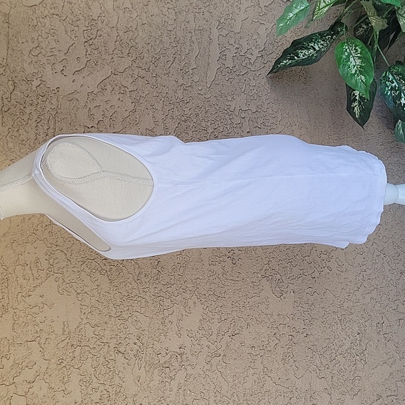 Old Navy Tank Top - Picture 2 of 6